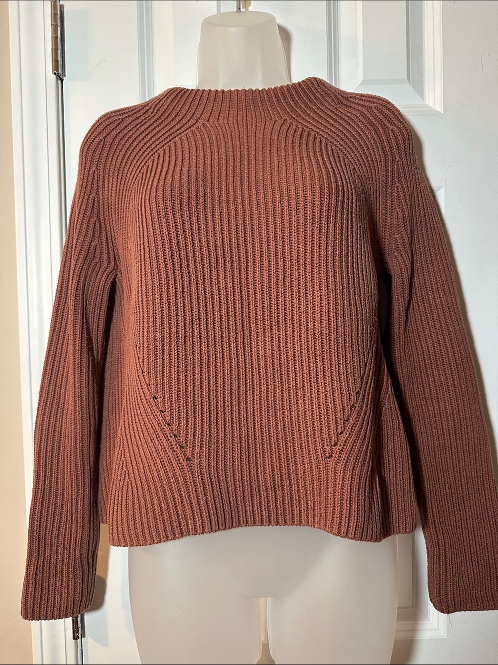 Athleta Ribbed Crewneck Sweater in Rusty Rose
